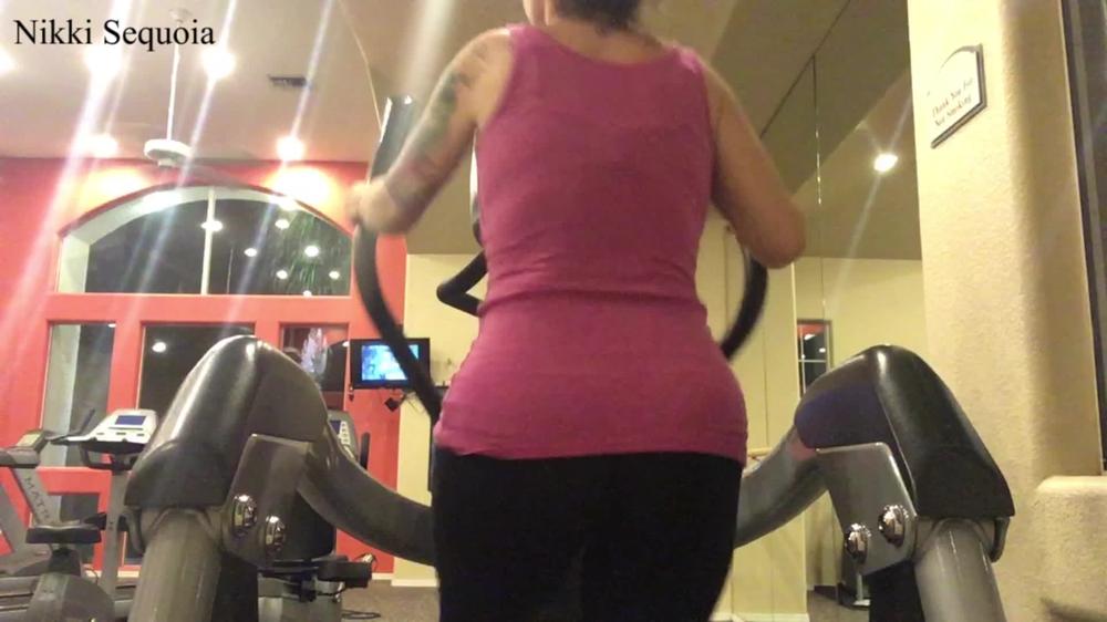 Nikki Sequoia Workout Whooty
