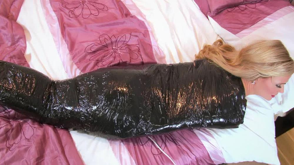 Bh 29-09-2014 - It'S A Wrap Mummified As A Fuck Toy!