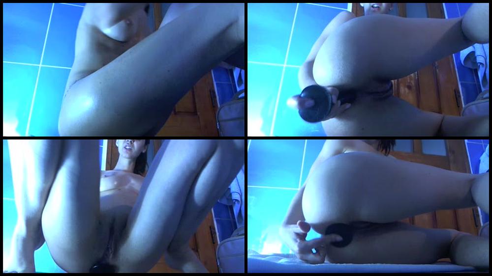 Caylin Anal Mood