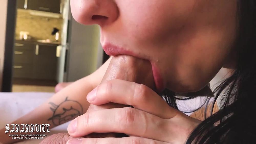 Real Masseuse Seduced Lucky Customer, Massage Turned To Happy Ending In Mouth - SadAndWet