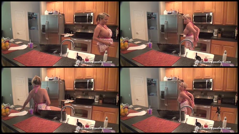 Amber Lynn Bach Amberlynnbach Com Amber Baking Cookies Video 67 11 08 2015