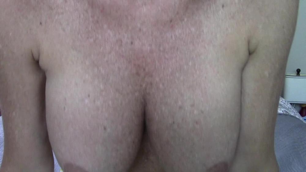 Buddahsplayground Mommy Has Something To Show You