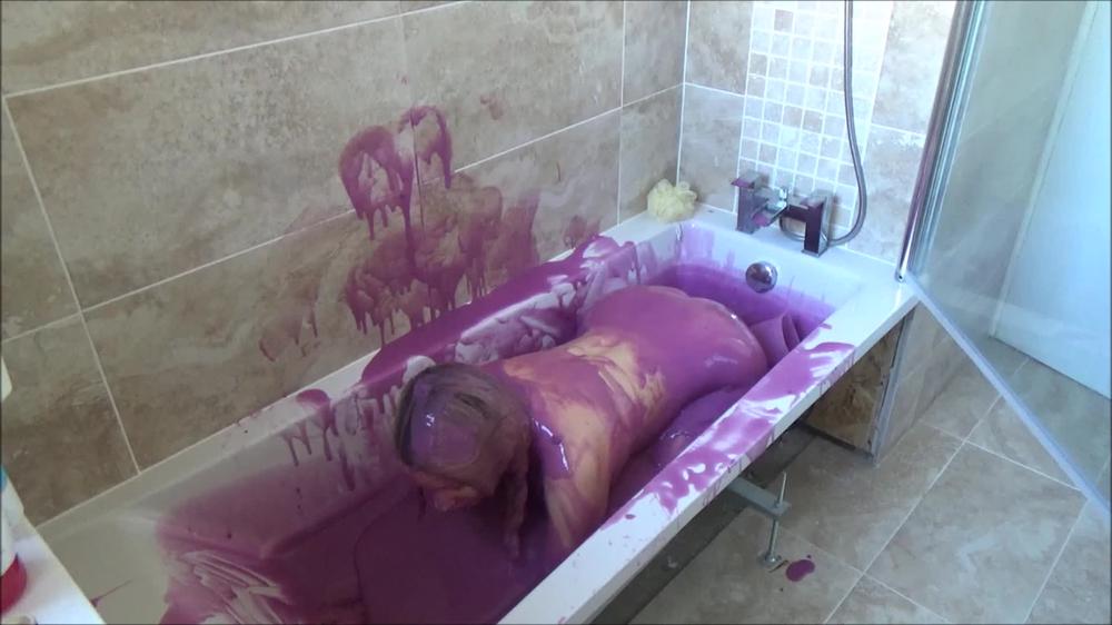 Penny Lee Gunge Bath Part 2 Manyvids