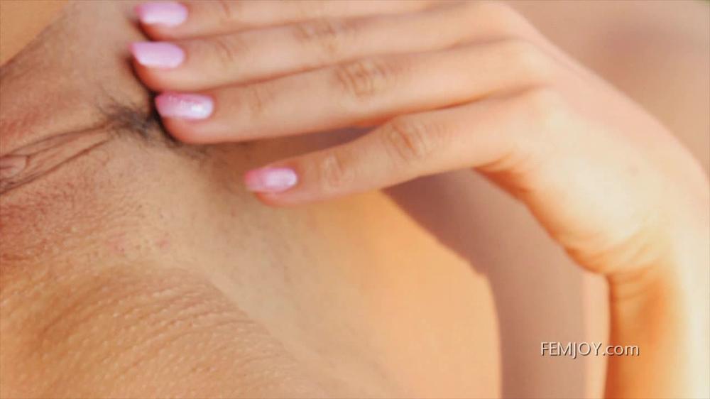 Melisa_Interview_Femjoy_1280X720_Wm