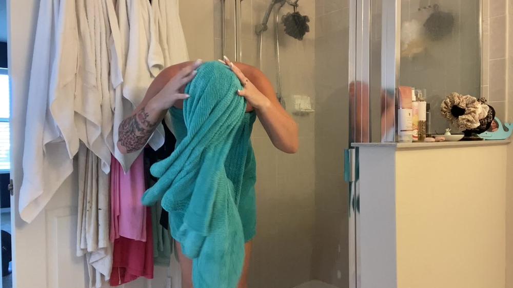 Fresh Out Of The Shower Bj