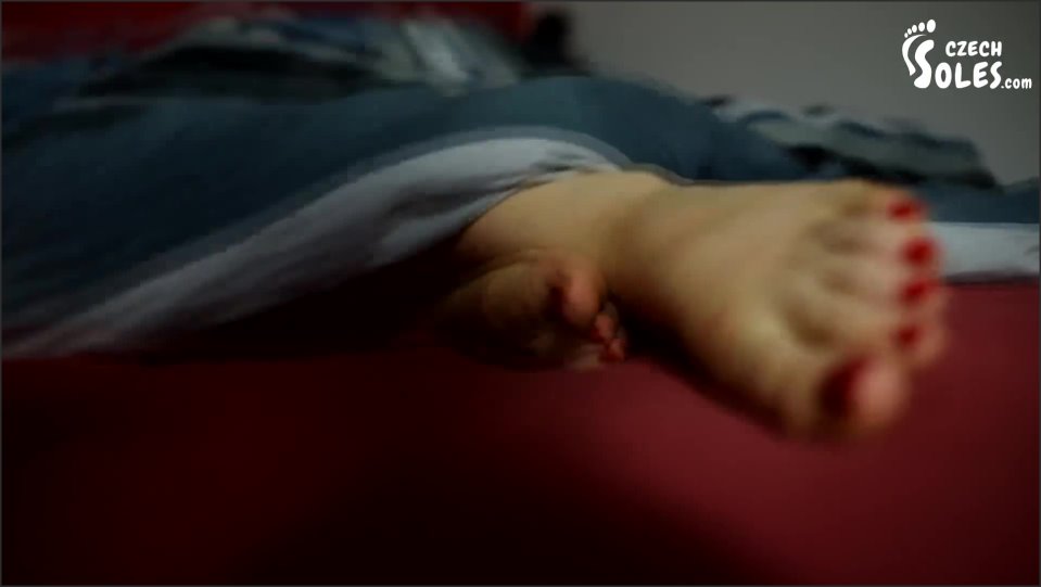 Home Fairy Creeping At Anna S Sleepy Feet Pov Pov Foot Worship Bare Feet Sleepy Feet Sexy Feet 1080P