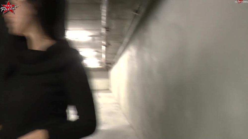 Texaspatti - Public Blowjob Im Parkhaus Hollywood 28.12.18
