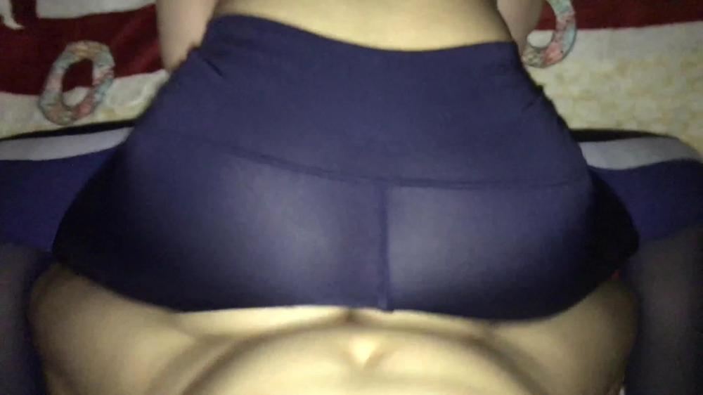 MASKED WIFE THAI SLUT 7 (Yoga pants)