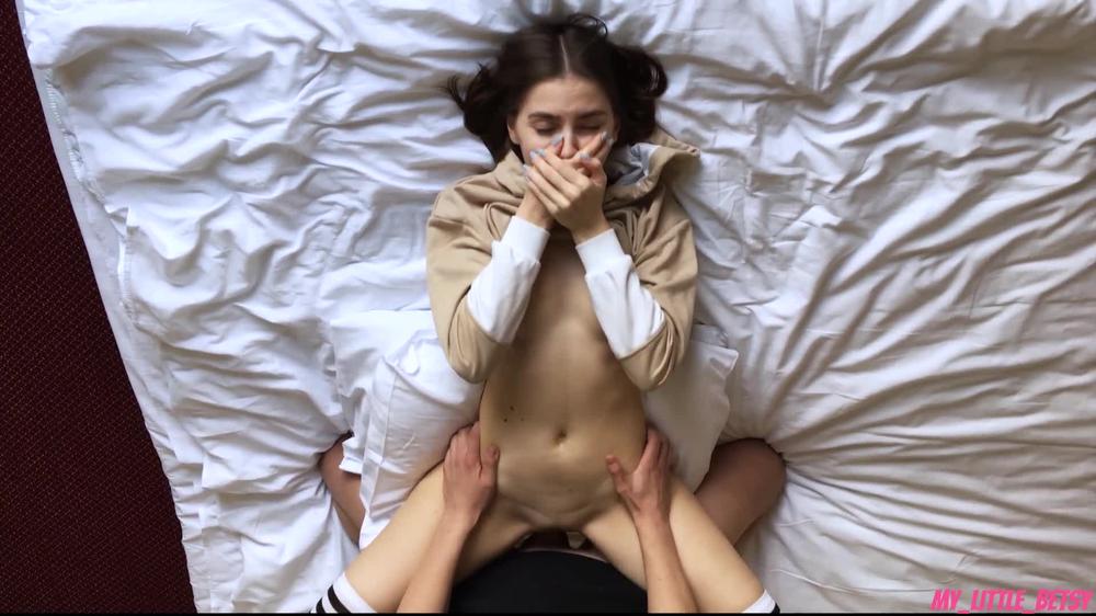 I Fucking My Friend's Wife And Filming It On Camera - Oral Creampie