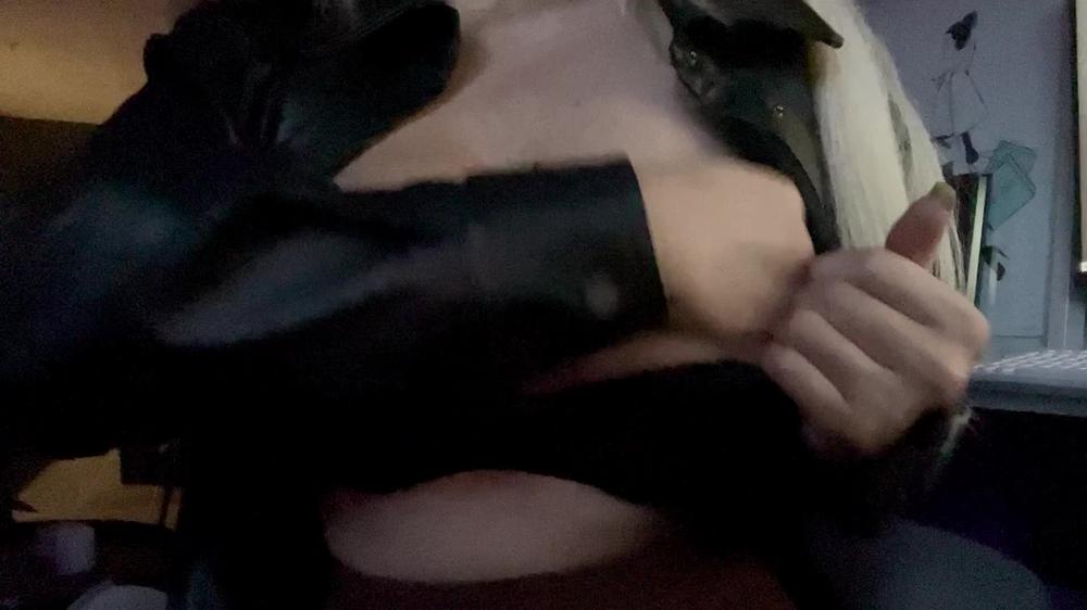 Video 60 Show Tits