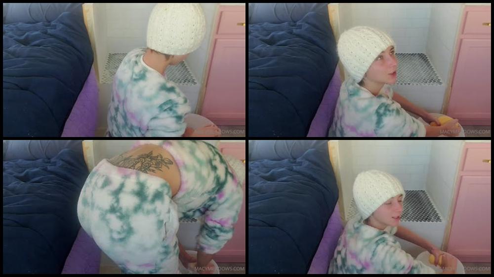 Macymeadows 13 12 2021 2300751966 Started Vlogging Here Is A Bus Day In The Life Mounting The Sink And Stove Today Will P