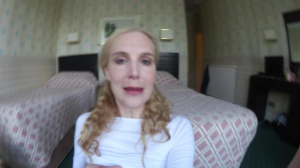 Ariel Anderssen Upskirt Aunt Is So Proud Of You