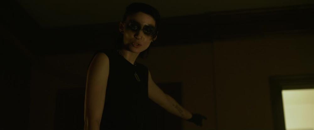 008.Devushka.S.Tatuirovkoi.Drakona.2011.Bdrip.720P (1)
