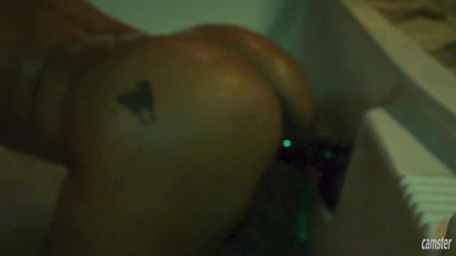 Spicy_J_Fs_Cave_360