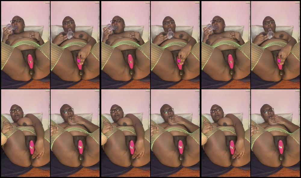 Zurrilove 12 11 2019 84984829 Open Wide