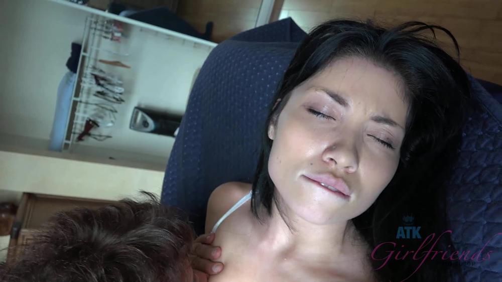 Atkgirlfriends - 2018.06.06 Rina Ellis 1080P