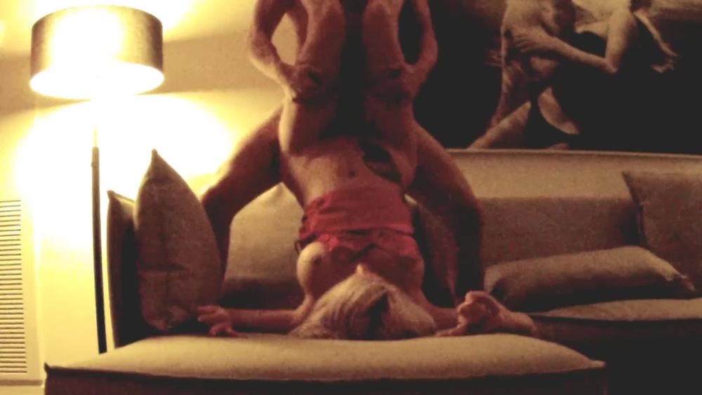 019 Passionate Couple Has Erotic Sex & Multiple Orgasms For Poundpie3 In Vegas_Poundpie3_1080P