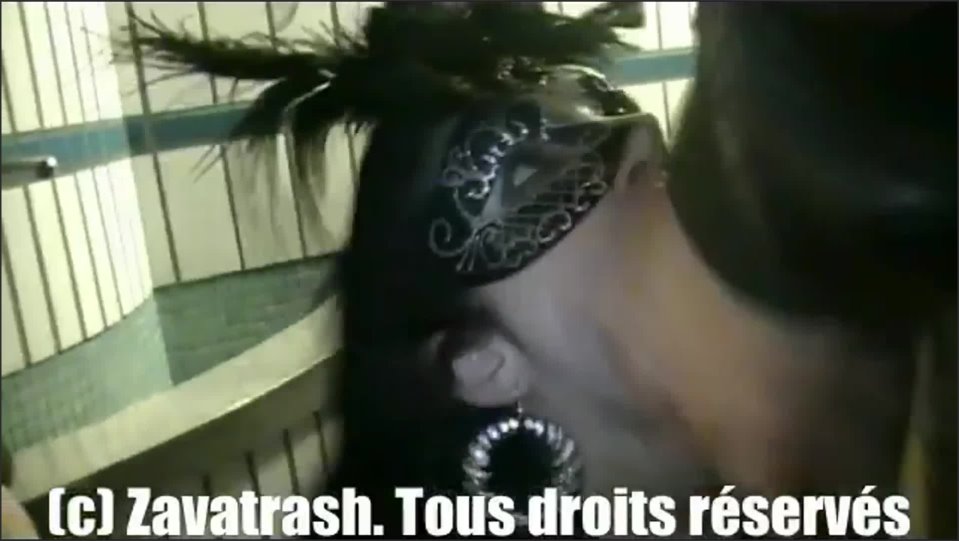 Zavatrash_Amateur_French_X264 (53)