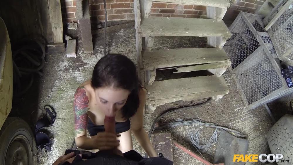 [Fakehub] 2015  Anna Lee - From Usa With Love Anal Sex In The Barn Yard [Anal Deepthroat Facial Pov]