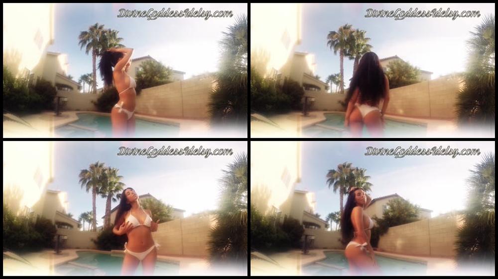 Idelsy Love Mesmerizing You In My Bikini