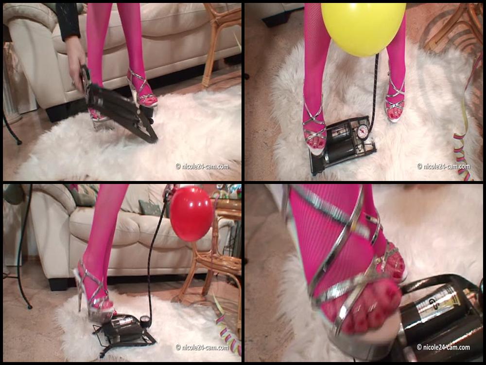 02 13 2009 Balloon Pumping In Stockings   High Heels