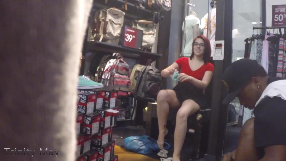 Showing Shoe Salesmen Public Flashing