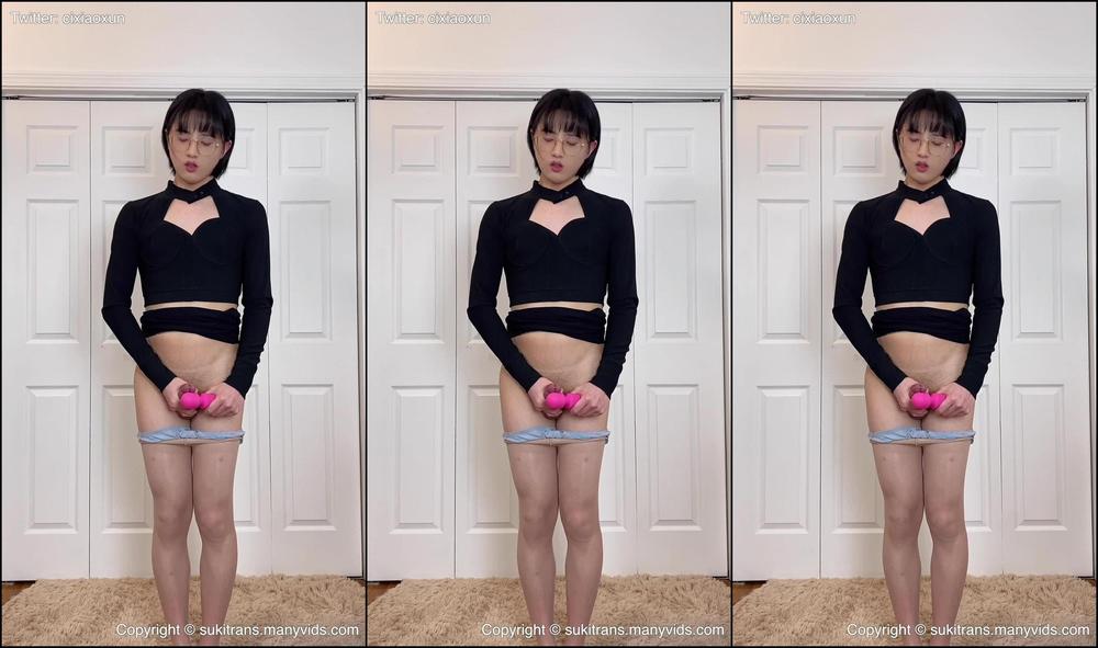 Suki Trans_Jerking-Off-And-Multiple-Huge-Cums