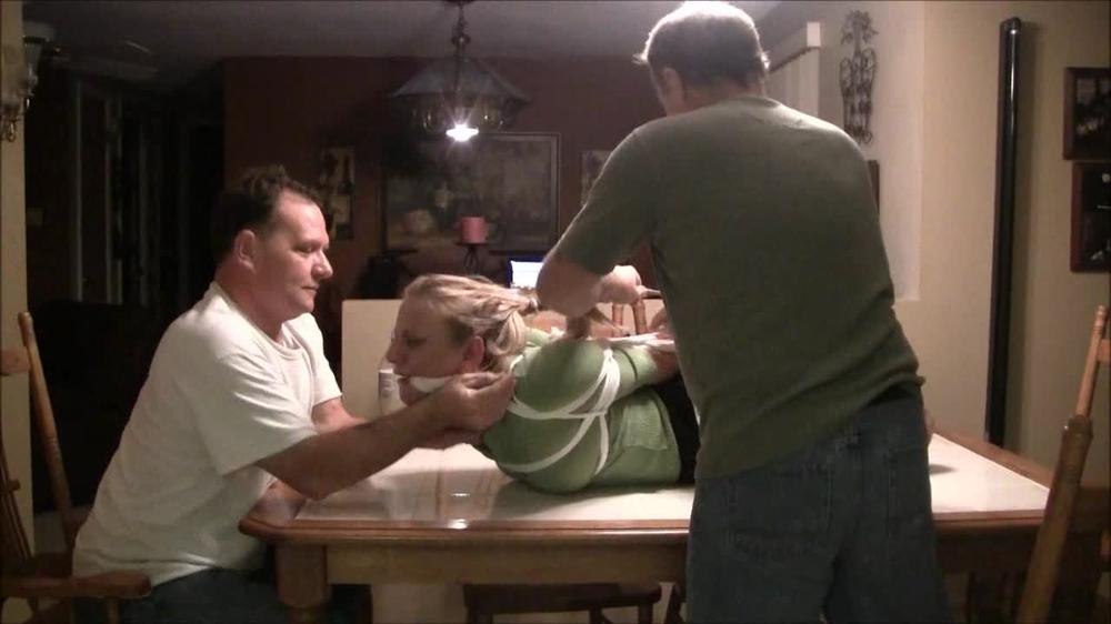 Dinner-Time-2000