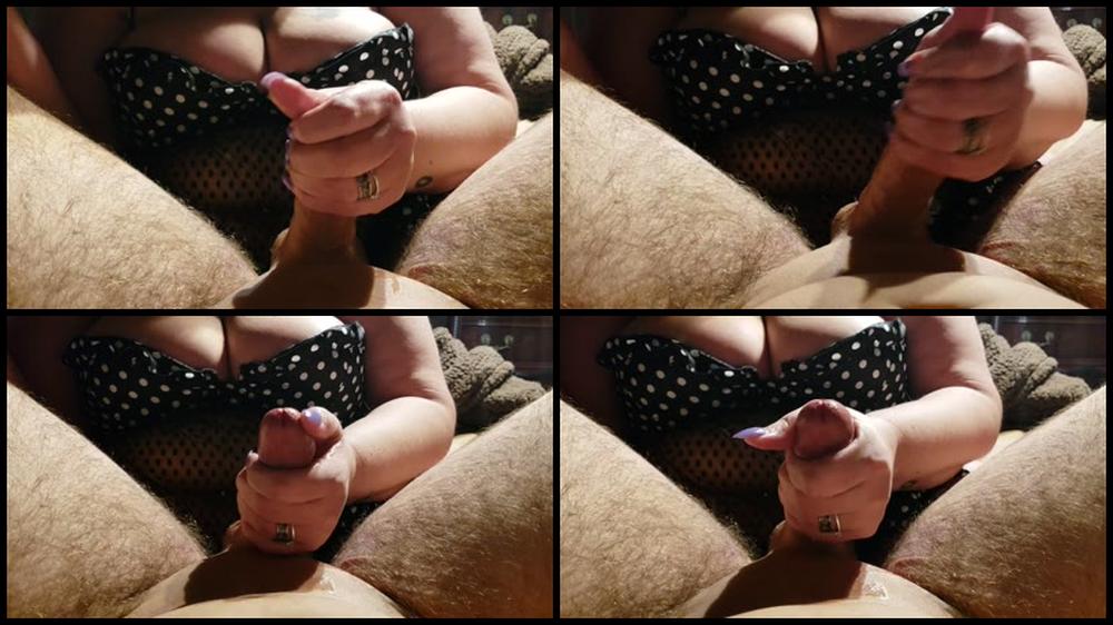 Big Tits In Black And White Polka Dots Handjob   Pornhub Com