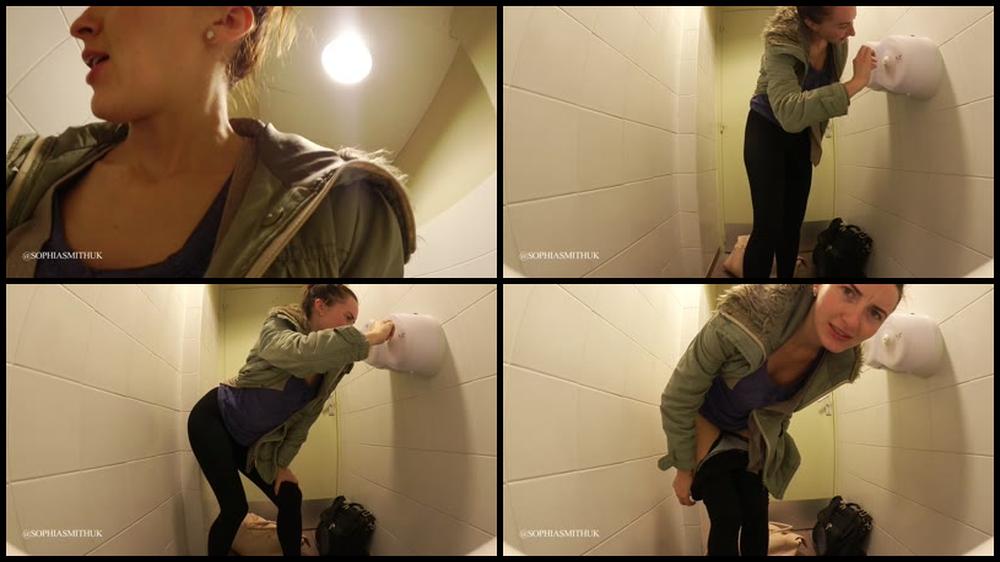 Sophia Smith Toilet Paper Problems 2017 02 10 Stxn7O