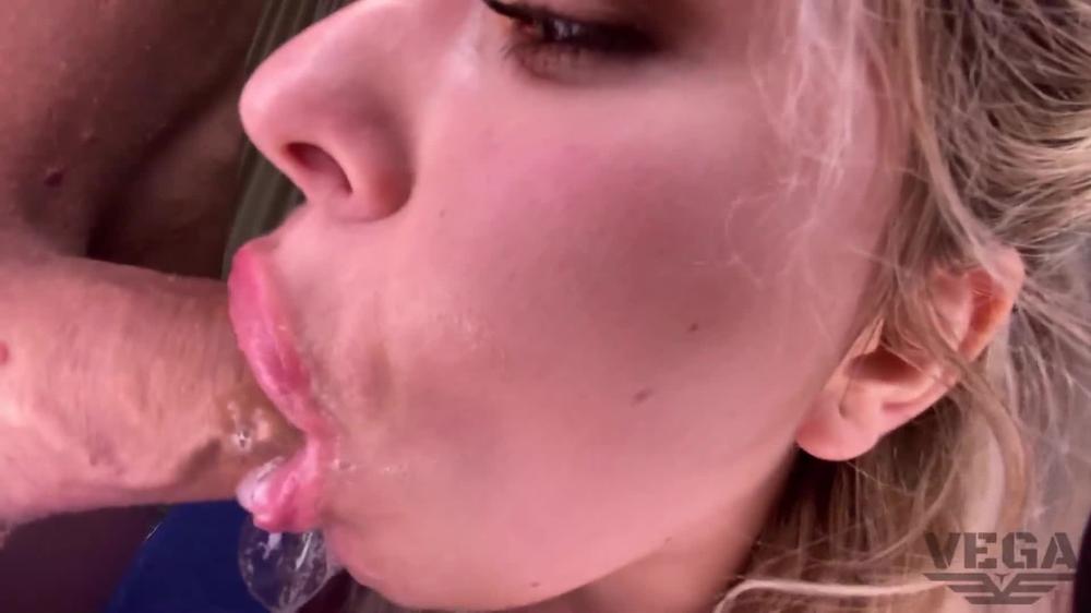 My Stepsister Caught Me With A Standing Dick And Fucked Me - 1080P