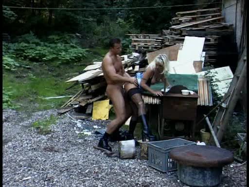 Messerscharfe Mösen Scene 2