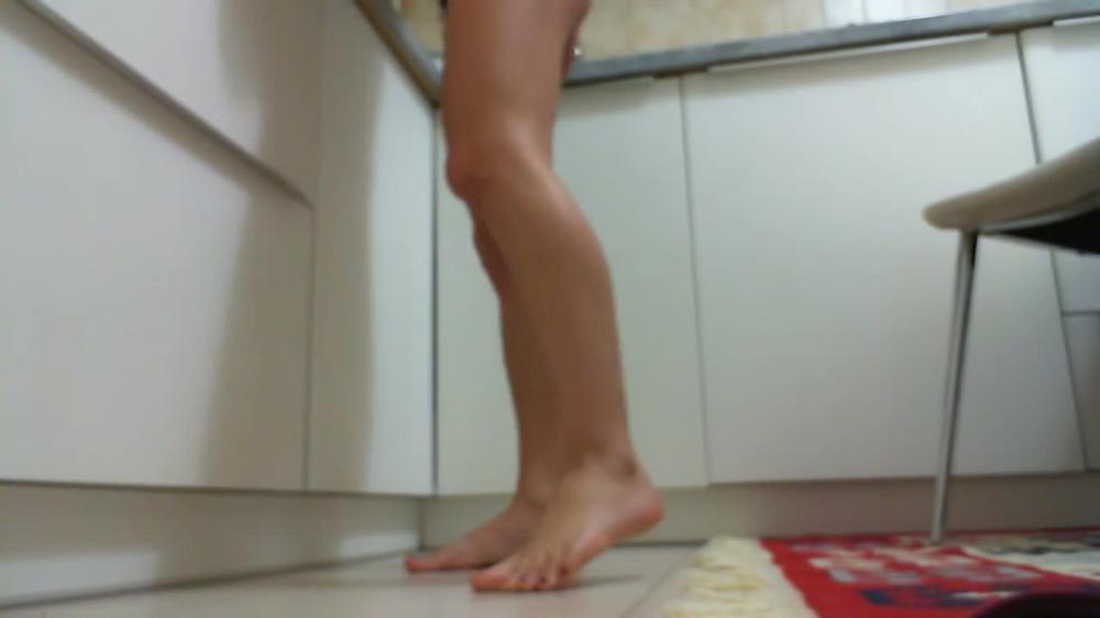 Custom video .housewife feet