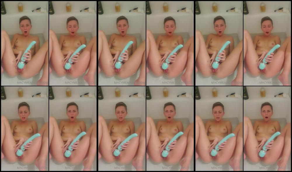 Macymeadows 26 08 2021 2203585840 Bathtub Relaxing