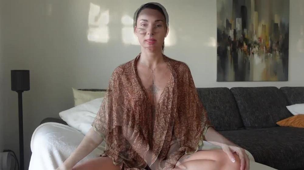 Erotic TANTRIC  MASSAGE Lesson with Roxy Fox