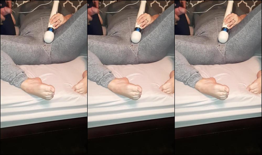 Caught step mom masturbating. She let me cum with her since dads not home.
