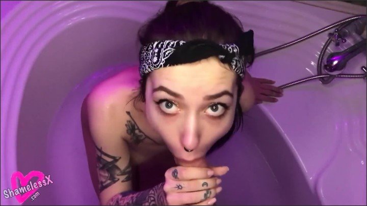 Lovely Teen Sensual Blowjob And Cum On Face