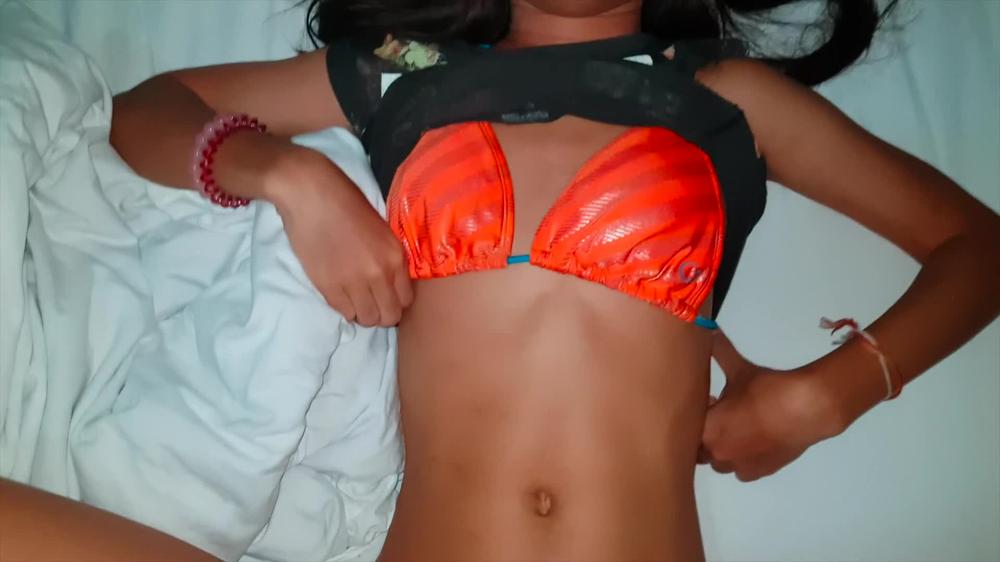 My first creampie video - GF 18 years cum in pussy - asian thai 