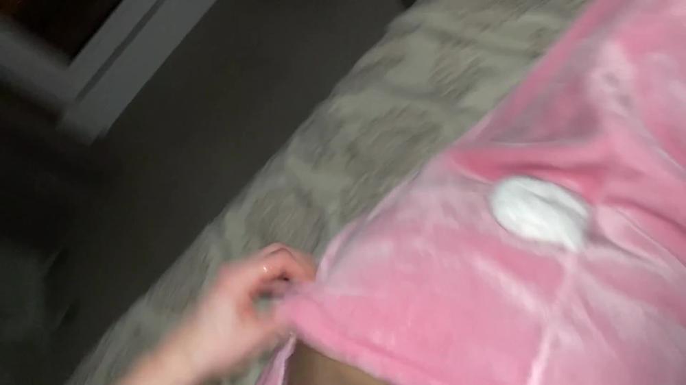 took a dick in her tight anal