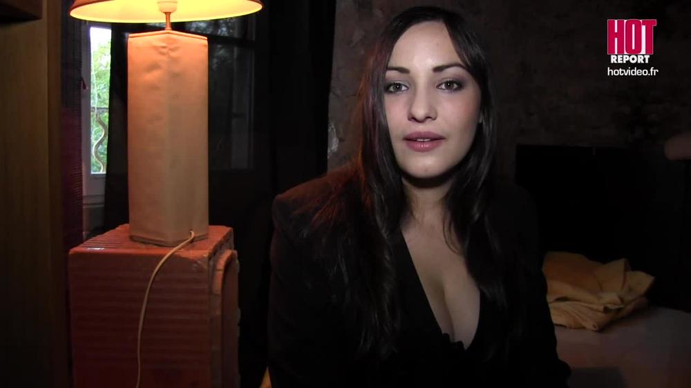[Hotvideo.Fr] Hot Report - Alice Leroy Un Dmarrage En Douceur