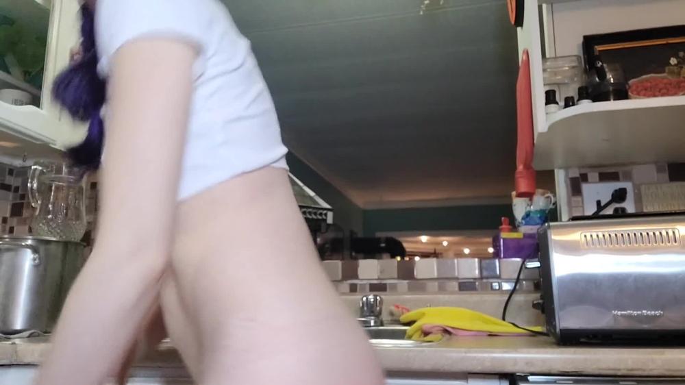 Nerdy Faery Sink Pee Compilation