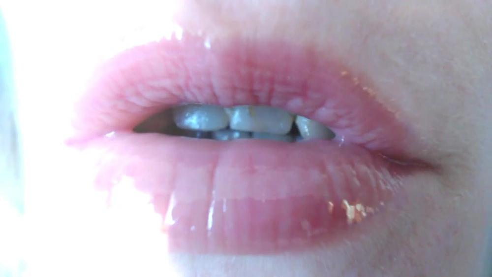 Lilcharlotte Shiny Lips Mesmerising Joi Manyvids