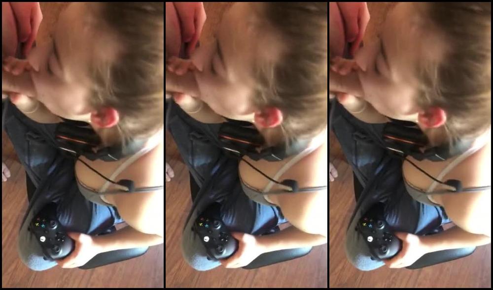 Gamer Girl Blowjob - Quarantined