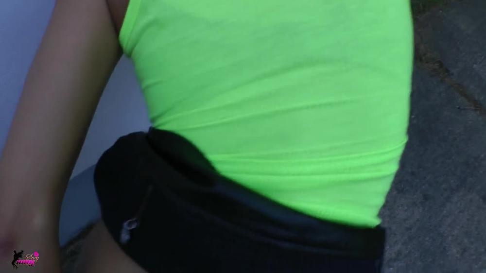 Amystarr - Geheimes Fickdate Im Freien