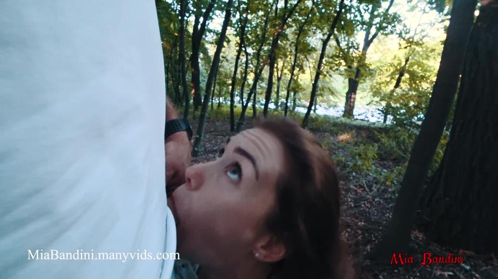 Mia Bandini - Real Public Anal Sex Near The Road