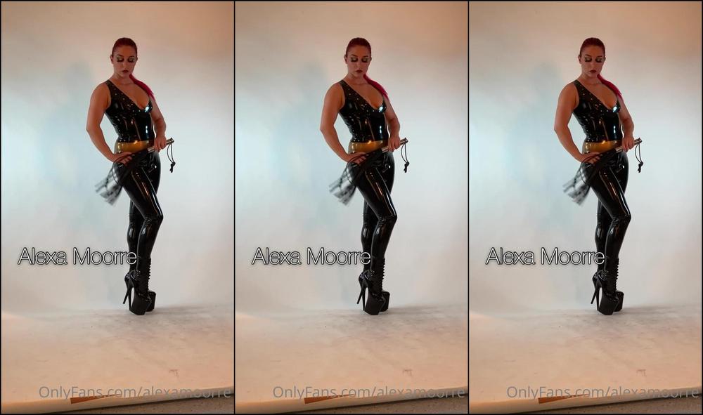 Alexamoorre 2020 959583752 Here Movie And Some Selfies Took Backstage Dur