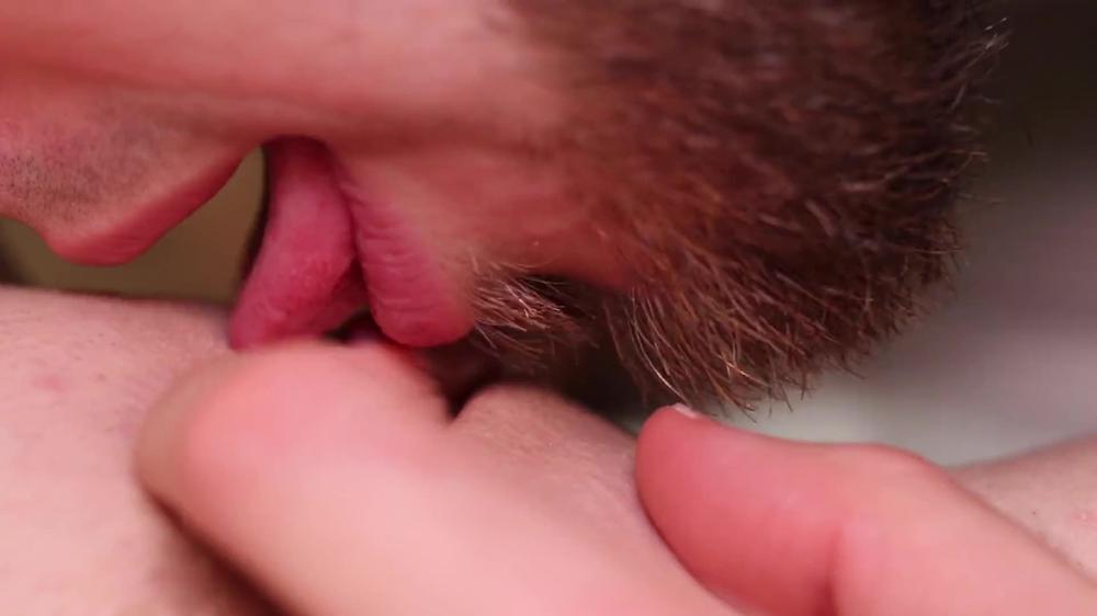 Sensitive close-up pussy licking
