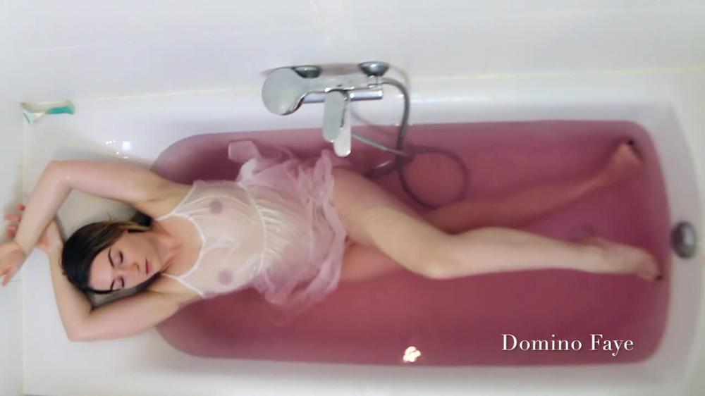 70 Pink Bathtub