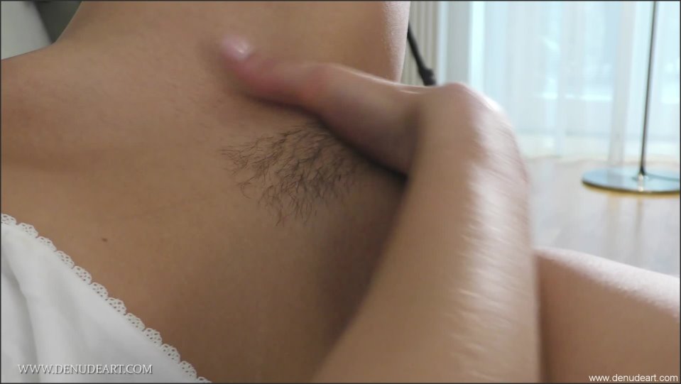19-4-2022_I9Nh_Lee Anne In Addicted To Orgasms 28022018