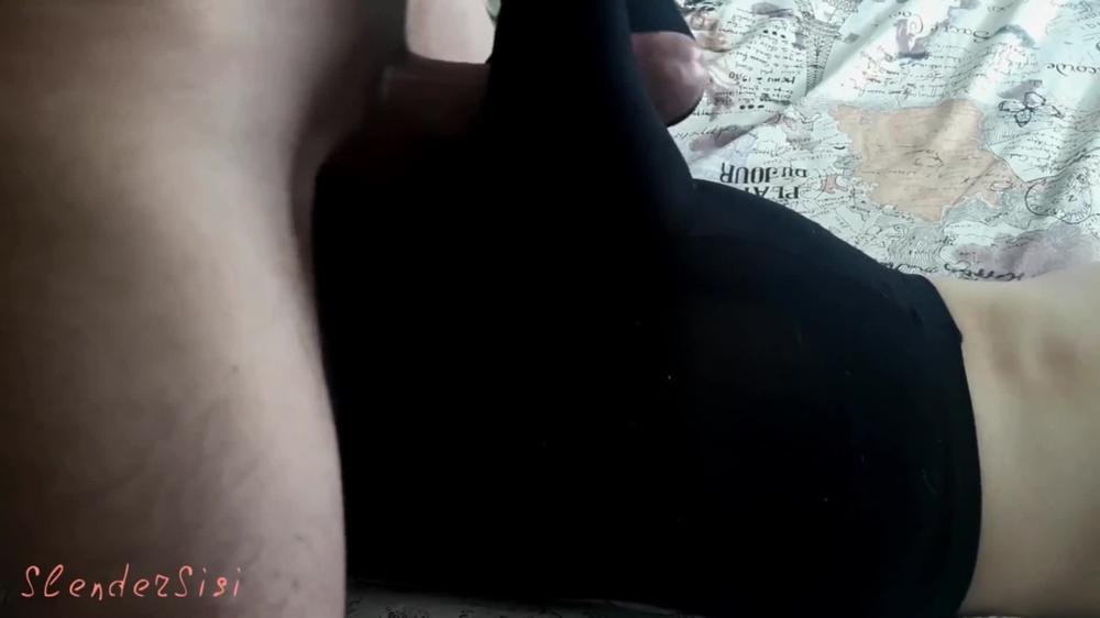 Cum On Black Pantyhouse